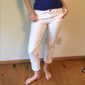 White cropped jeans Anthropologie Sz 28 💖💛